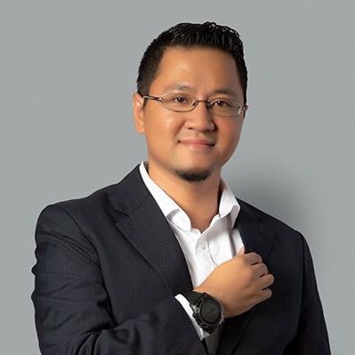 Chuyên gia Nguyễn Quốc Tuấn